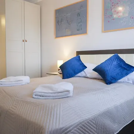 Bryza - Osiedle Debina - Parking - Balkon